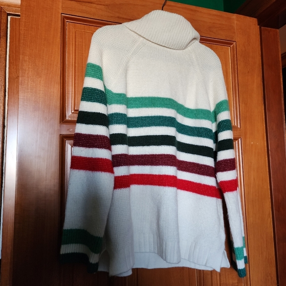 EUC Lou & Grey Turtleneck Sweater - Picture 6 of 8